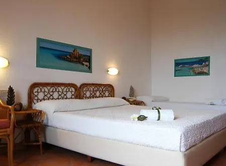 Onda Marina Hotel San Teodoro (Sardinia)