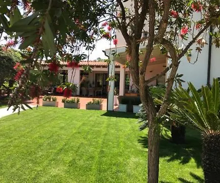 Hotel Onda Marina San Teodoro (Sardinia)