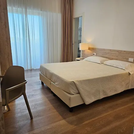Onda Marina Отель Сан-Теодоро